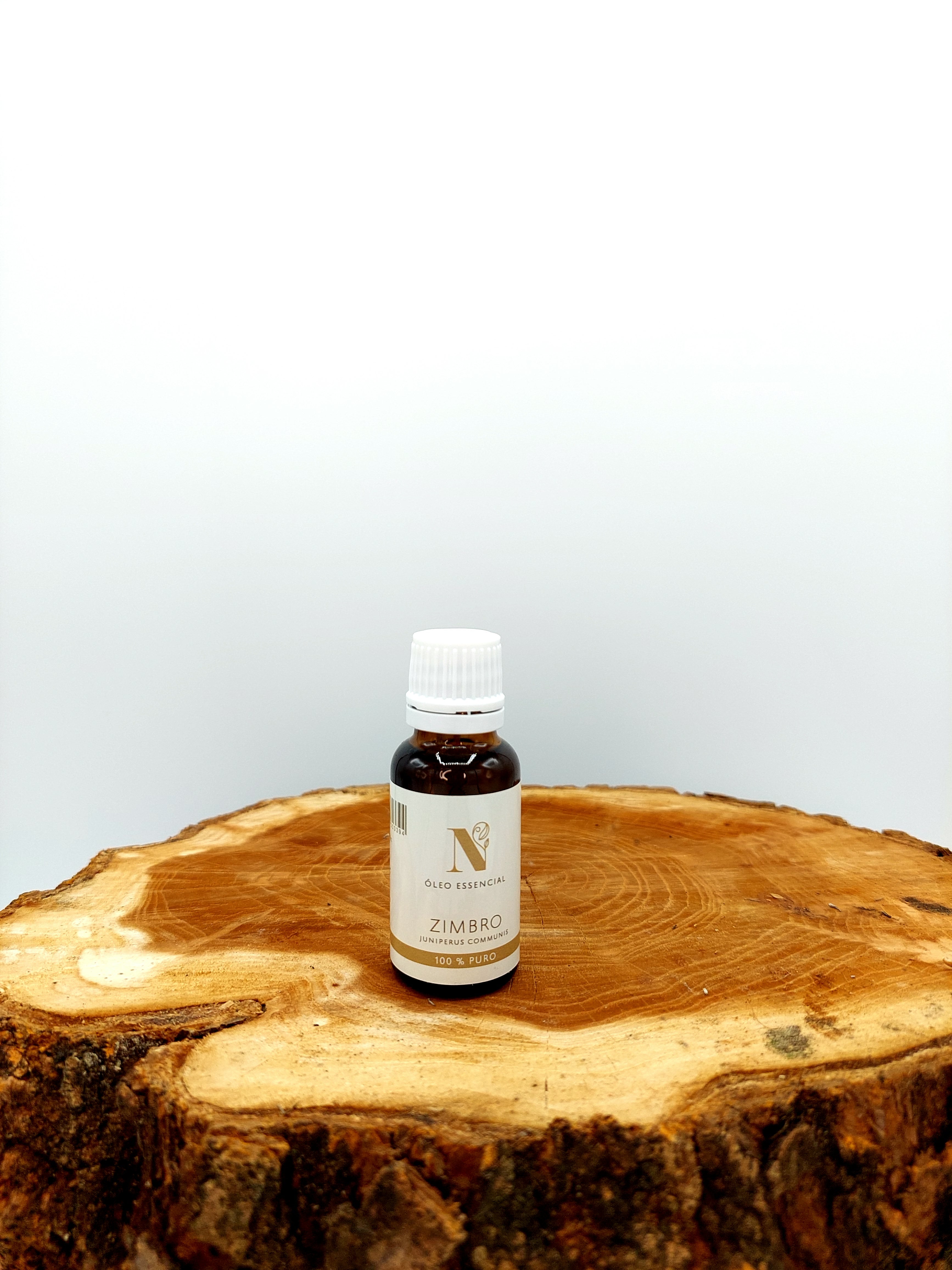 Óleo essencial de zimbro 100% Puro- Juniperus Communis 20 ml