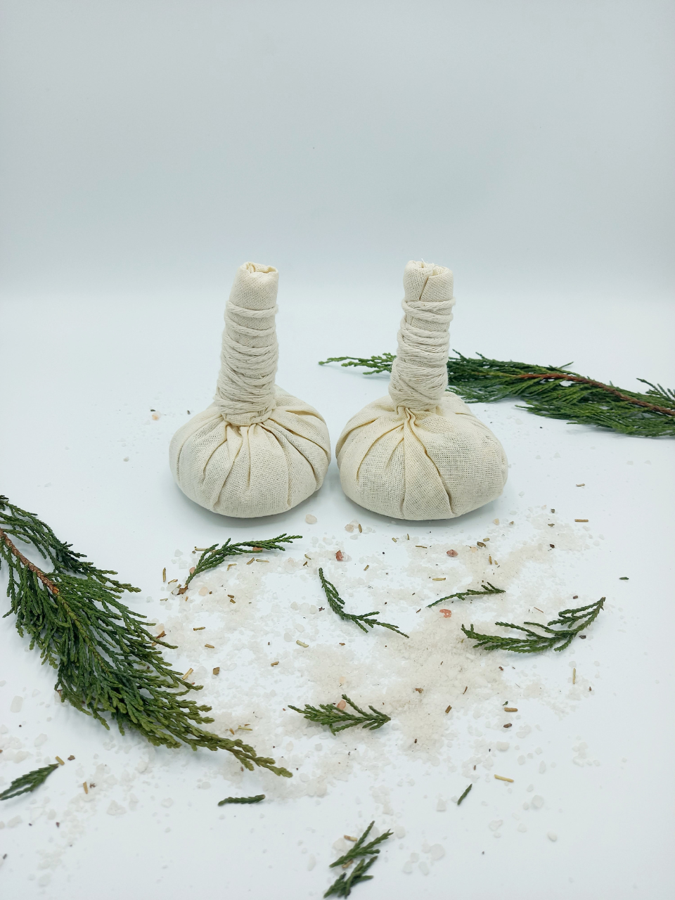 Conjunto 2 pindas corporais de cedro e gerânio